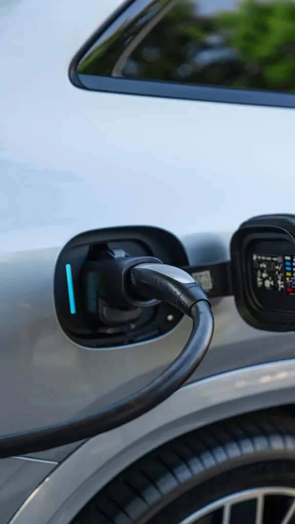 Mercedes-Benz EVs will get Tesla Supercharger